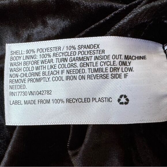 Cat & Jack Girls Black Velvet Style Flutter Sleeve One Piece. 18 Months. NEW. - Picture 8 of 9